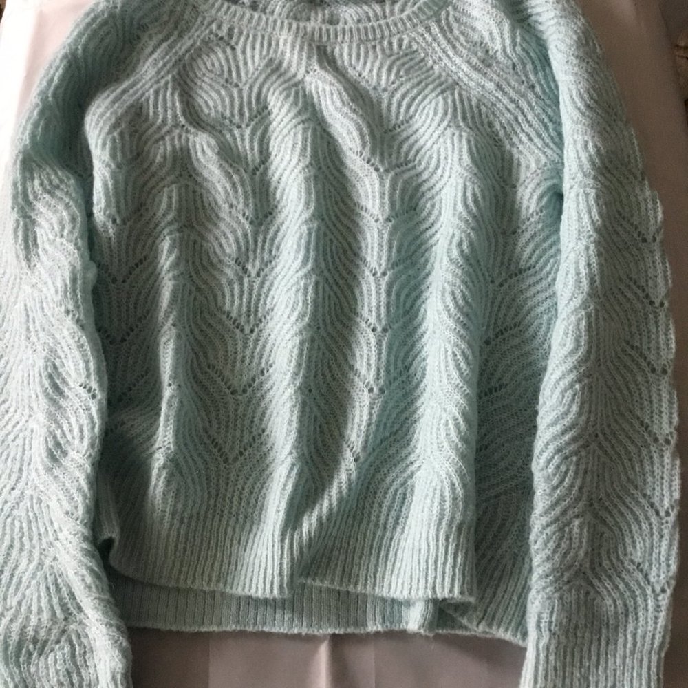 winter sweater crocheted look